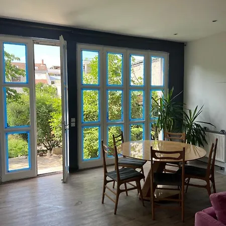 De La Croix Villa Nanterre