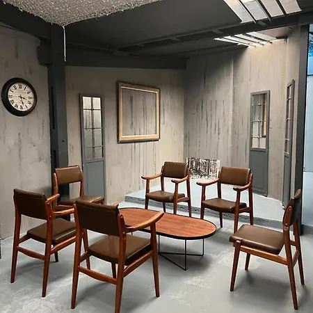 De La Croix Villa Nanterre